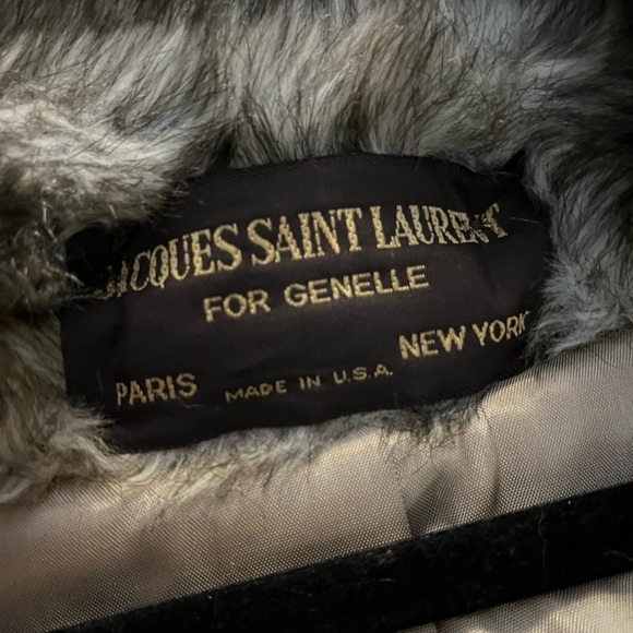 Jacques Saint Laurent Faux Fur Vintage 3/4 Coat Size Medium Color Gray. … - Picture 4 of 9